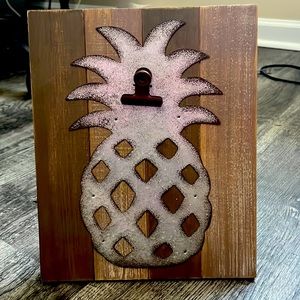 Wooden photo board with pineapple